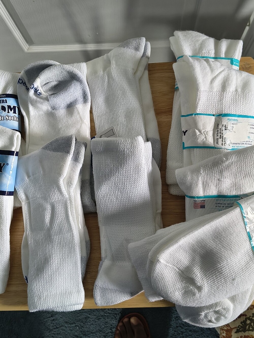 Roomy & Medipeds Nano Glide Diabetic White Crew Socks 10 Pairs Sizes 10-13